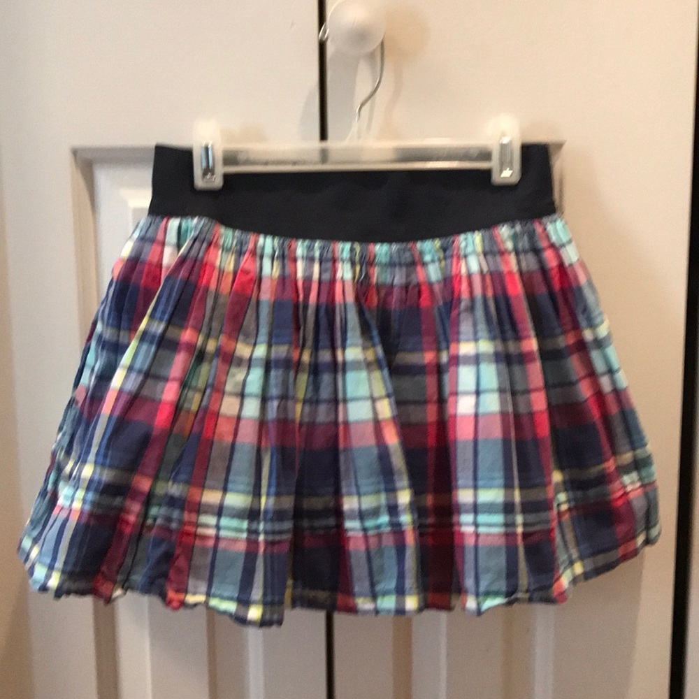 Girl’s Abercrombie plaid skirt.